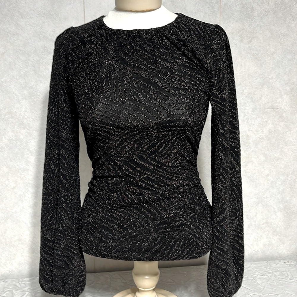 Michael Kors Black and Silver Patterned peasant style Blouse w/side gathers NWT